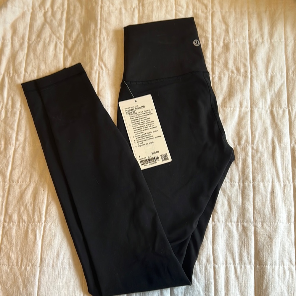 Lululemon Wunder Train HR Tight 28” NWT